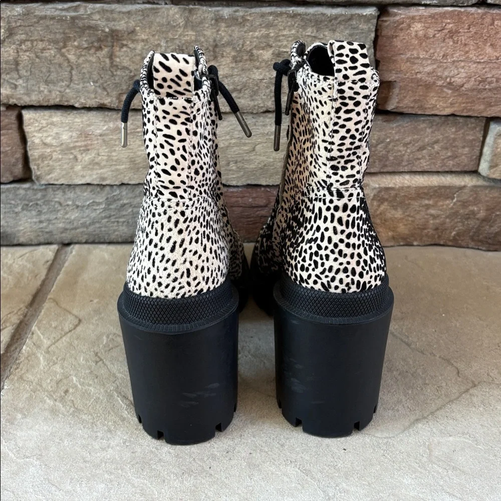 Gianni Bini sz 9 leather chunky lace up boots